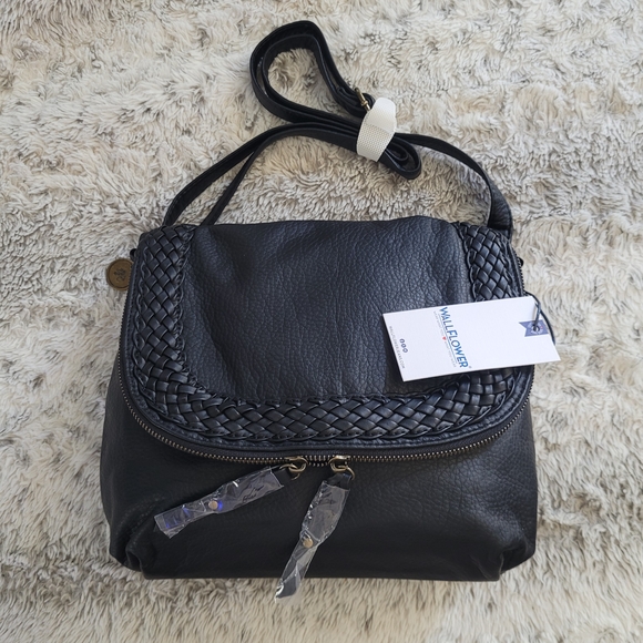 Wallflower Handbags - Wallflower Black Crossbody Bag